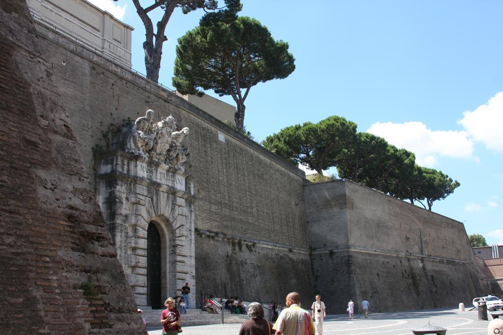 B&B Vatican'S Keys Rome Exterior photo